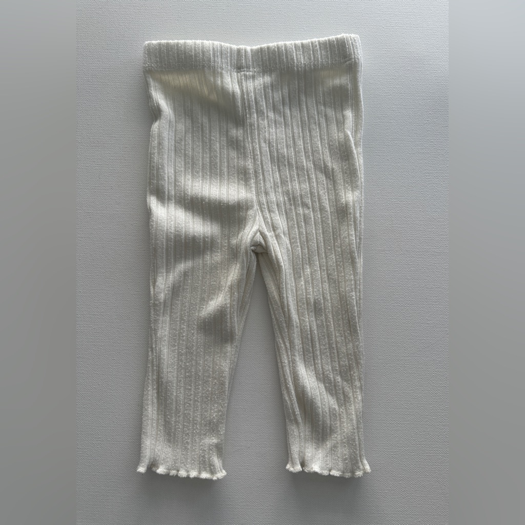 Grayson Collective Ribbed Leggings With Soft Stretchy Fabric. Size 6-9m.